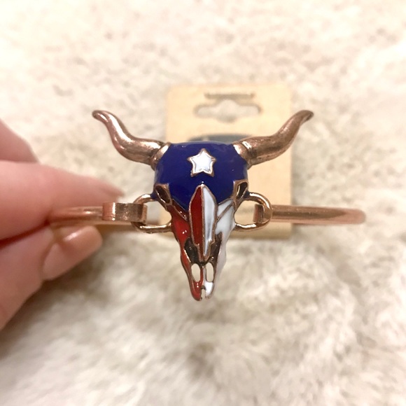 Jewelry - LAST ONE! Americana Western Bangle Bracelet